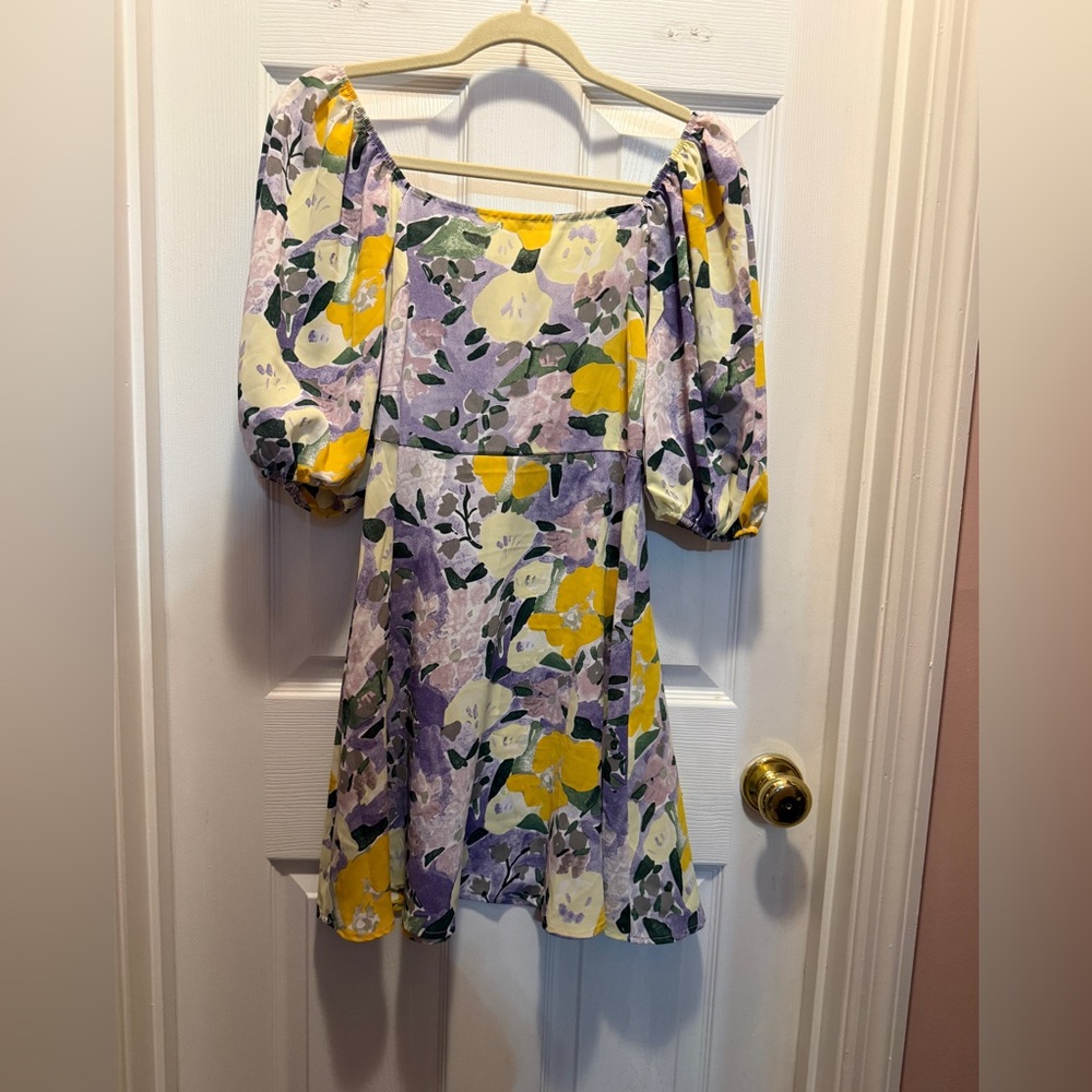 Floral Puff-Sleeve Mini Dress in Lavender & Yellow